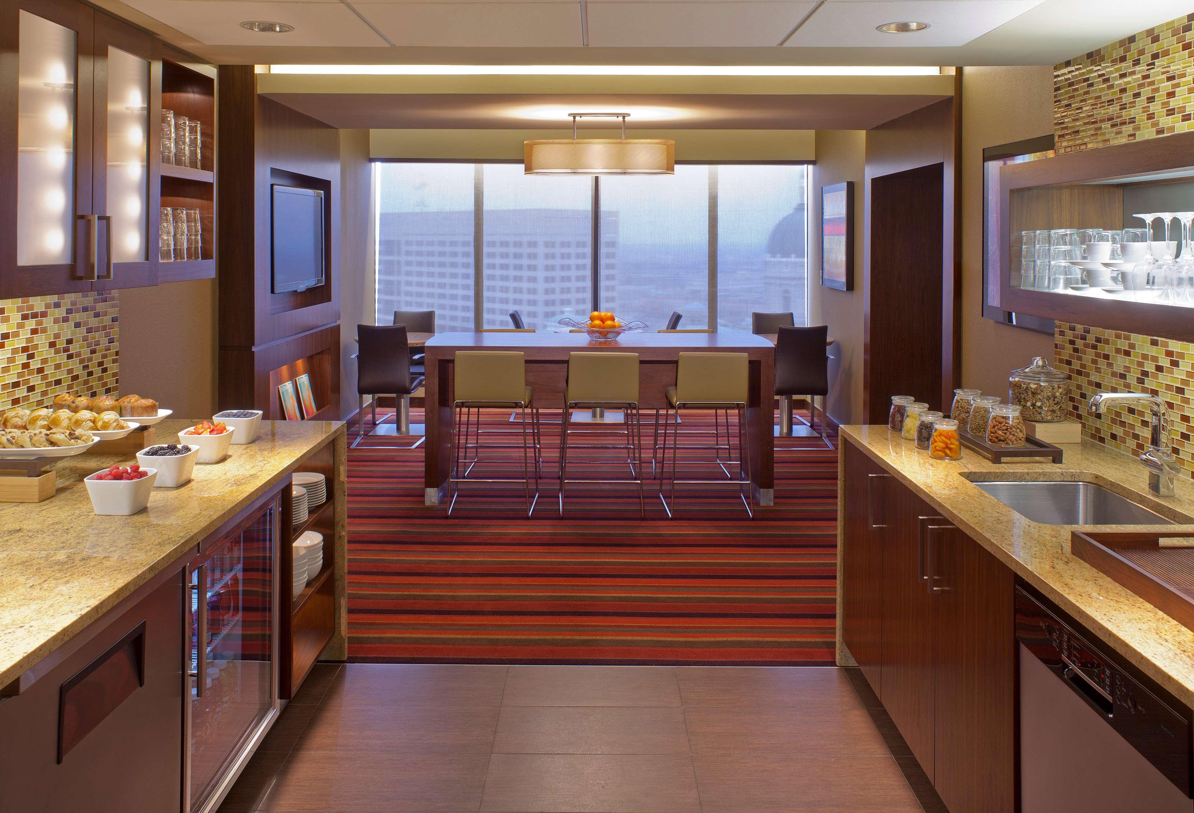 מלון Hyatt Regency Indianapolis At State Capitol מראה חיצוני תמונה