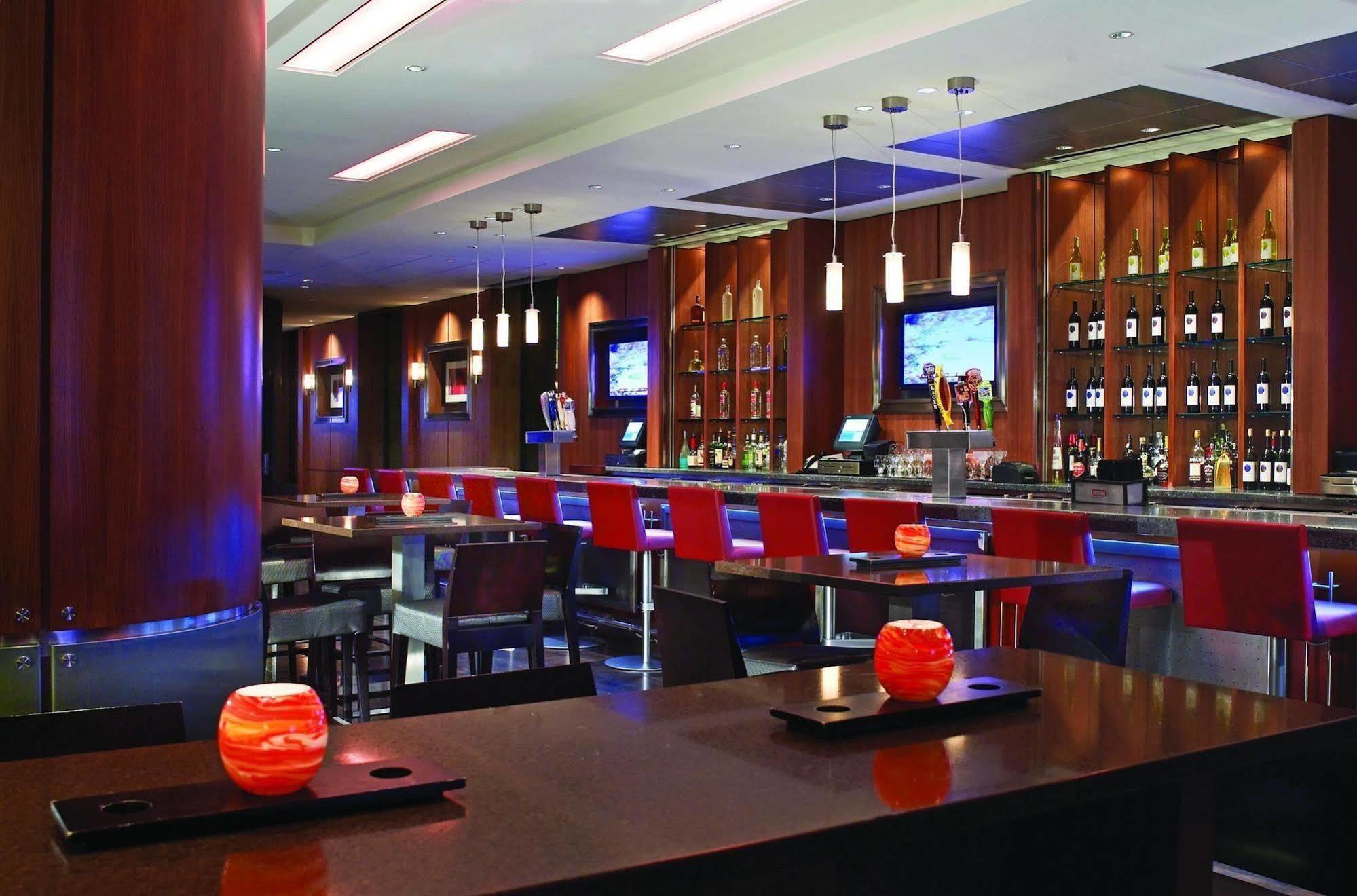 מלון Hyatt Regency Indianapolis At State Capitol מראה חיצוני תמונה
